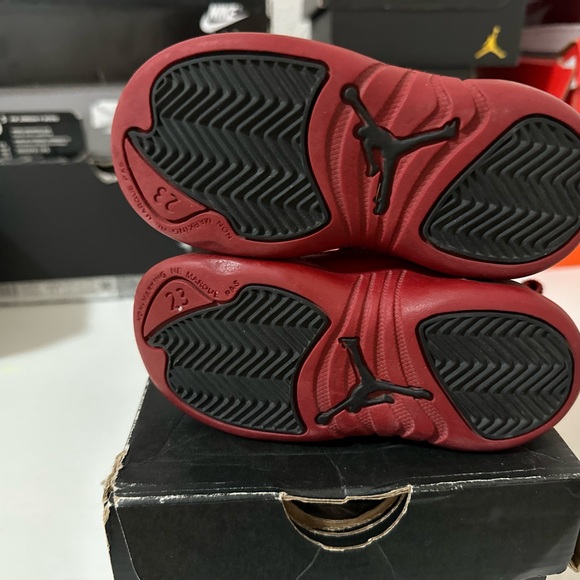 Jordan 12 Retro Flu Game (TD) - Picture 3 of 5